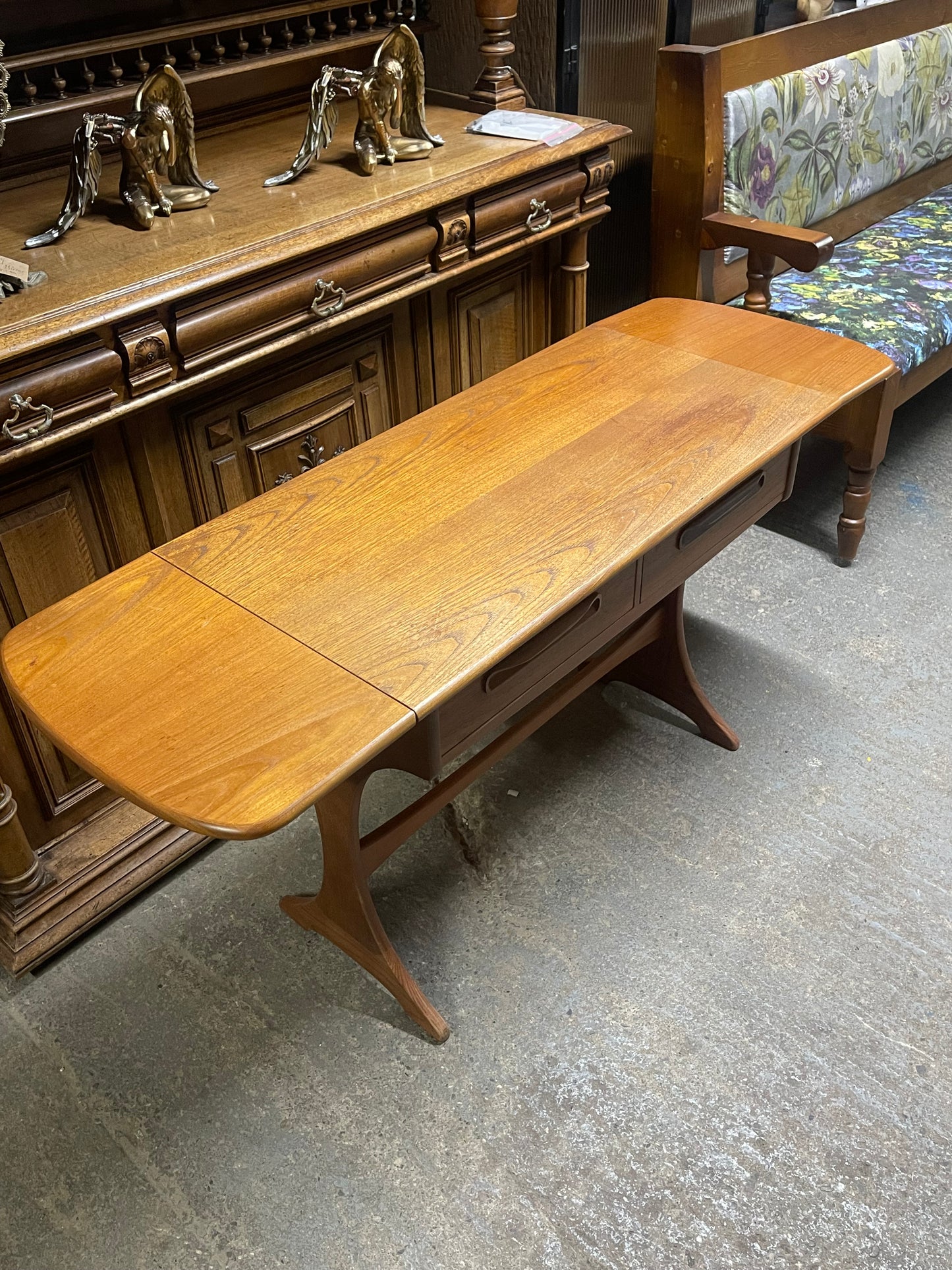 Vintage Mid-Century Teak Drop-Leaf Extender Side Table / Antique Console Table