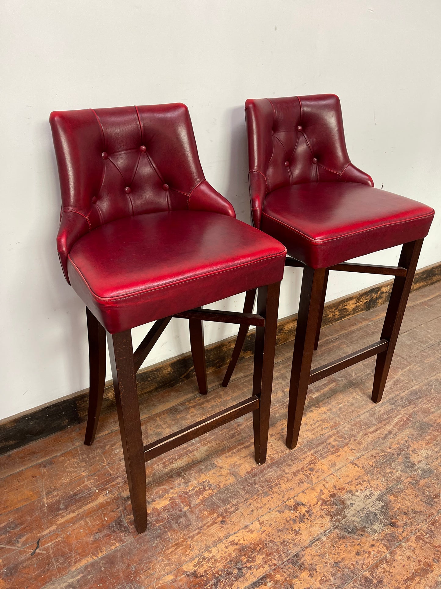 Stunning set of 6 red leather pub bar stools
