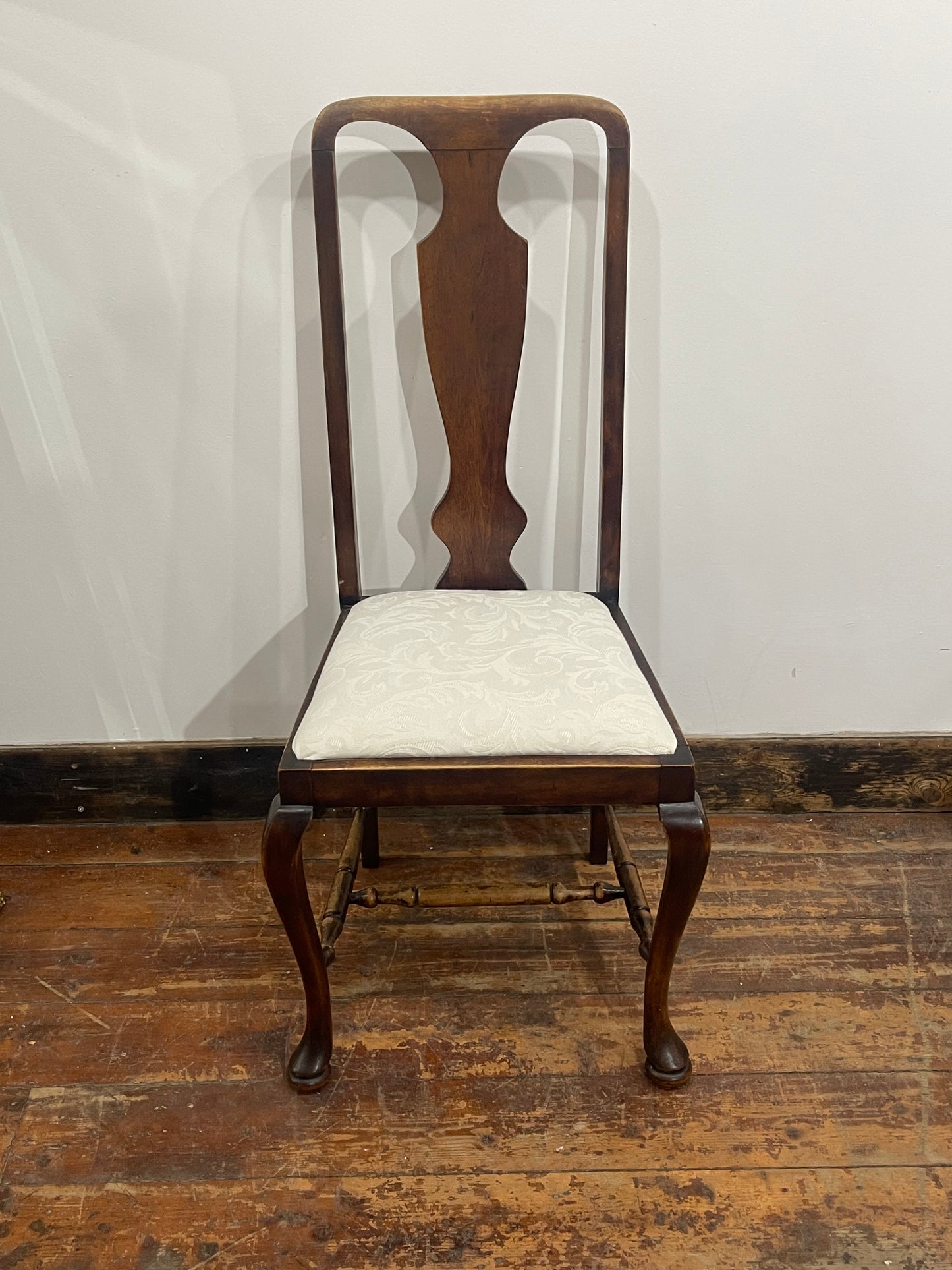 4 Antique Solid Oak Georgian Queen Anne Dining Chairs/ 100 years old