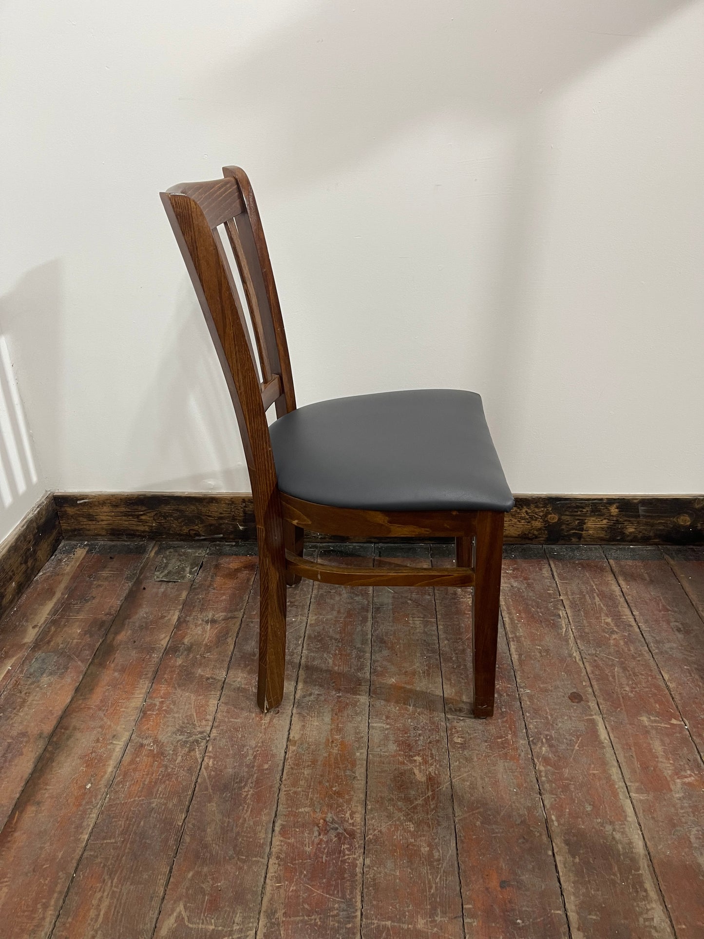 Set of 10 Wooden Dining Chairs – Slatted Back – Upholstered Seats