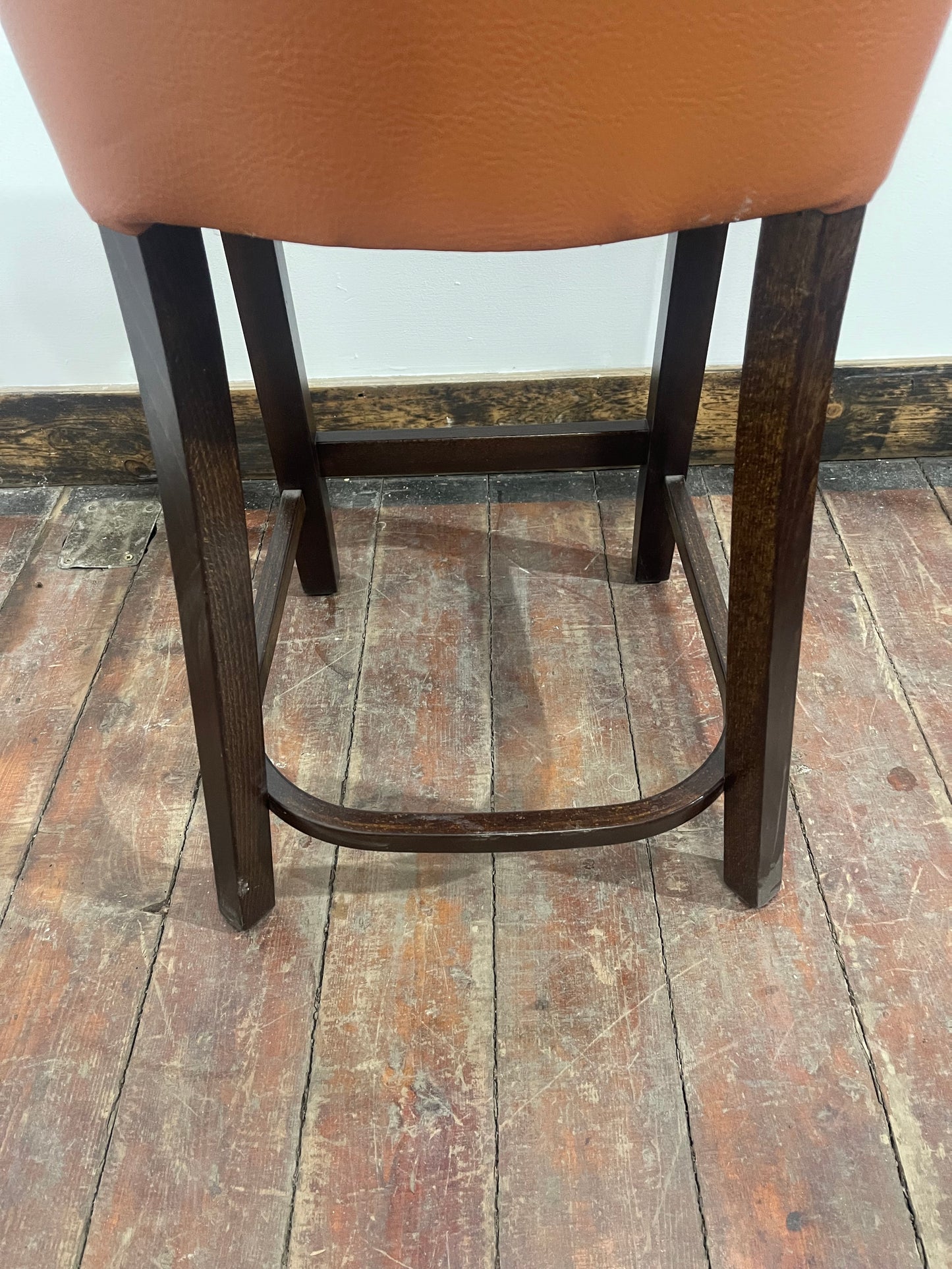 Set of 3 Tan Leather Effect Bar Stools – Dark Wood Frames