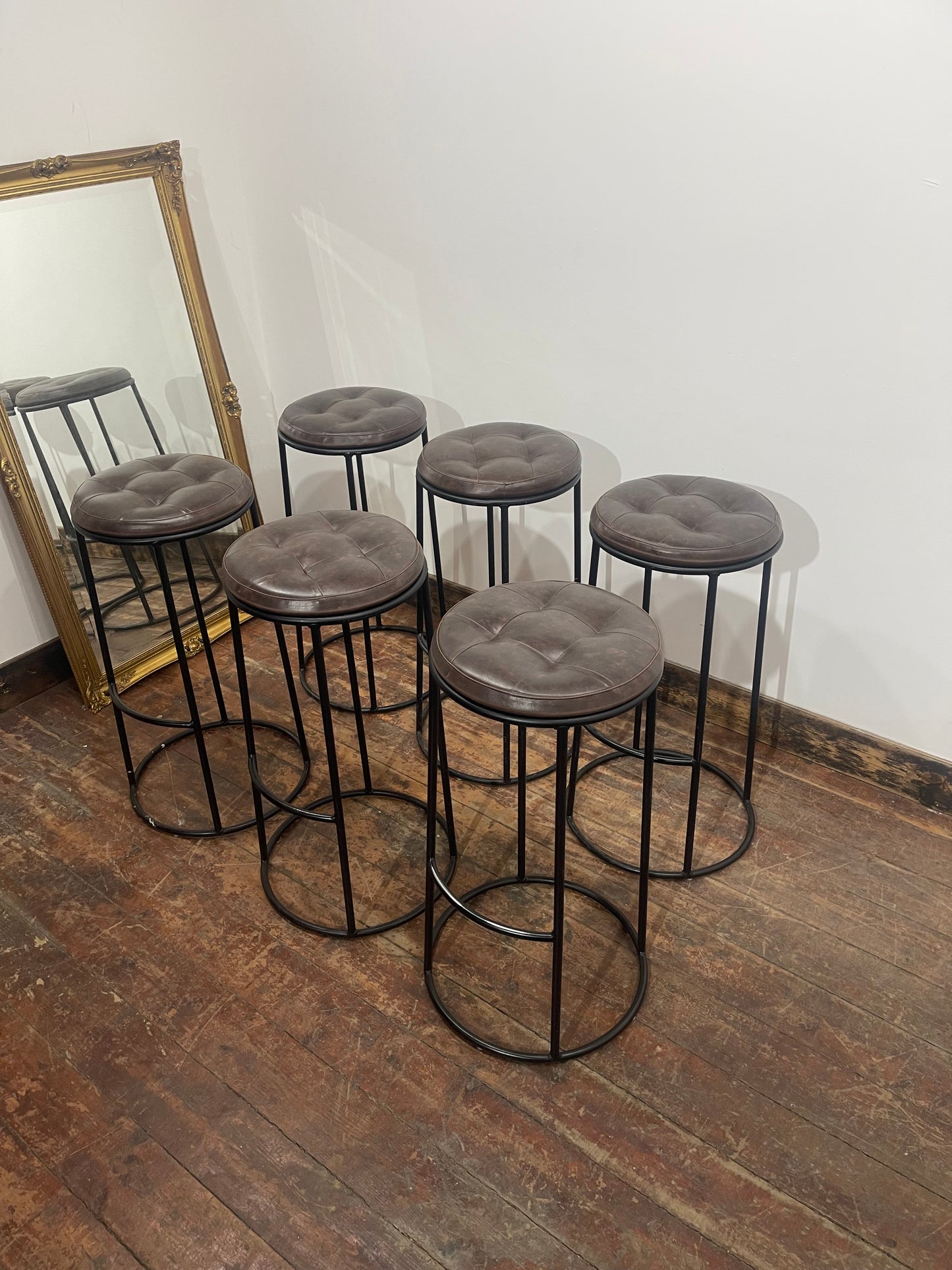 Set of 6 Industrial Bar Stools – Brown Leather Effect Seats & Black Metal Frames