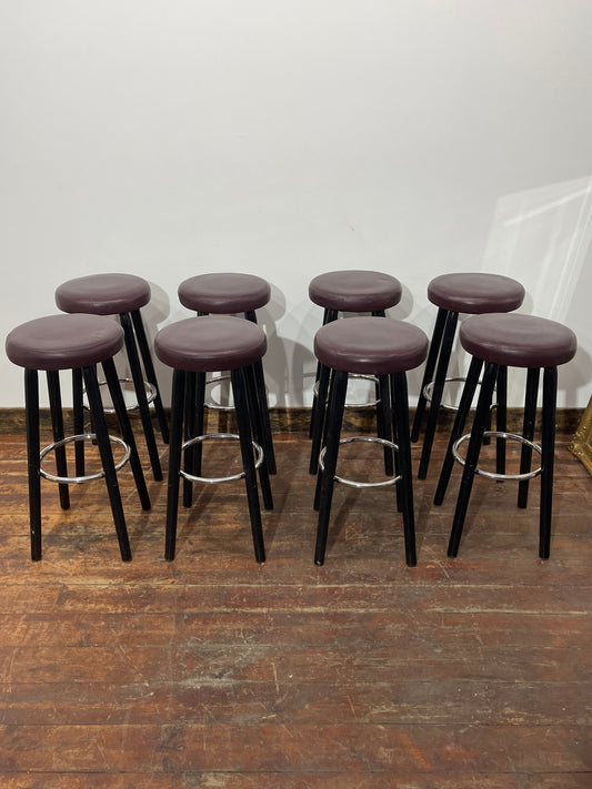 Set of 8 Burgundy Leather Effect Bar Stools Black Wooden Legs Chrome Footrest