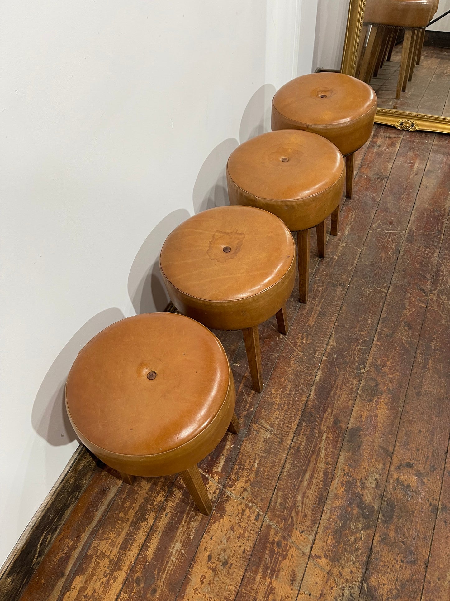Set of 4 Genuine Leather Stools – Tan Brown Wooden Legs