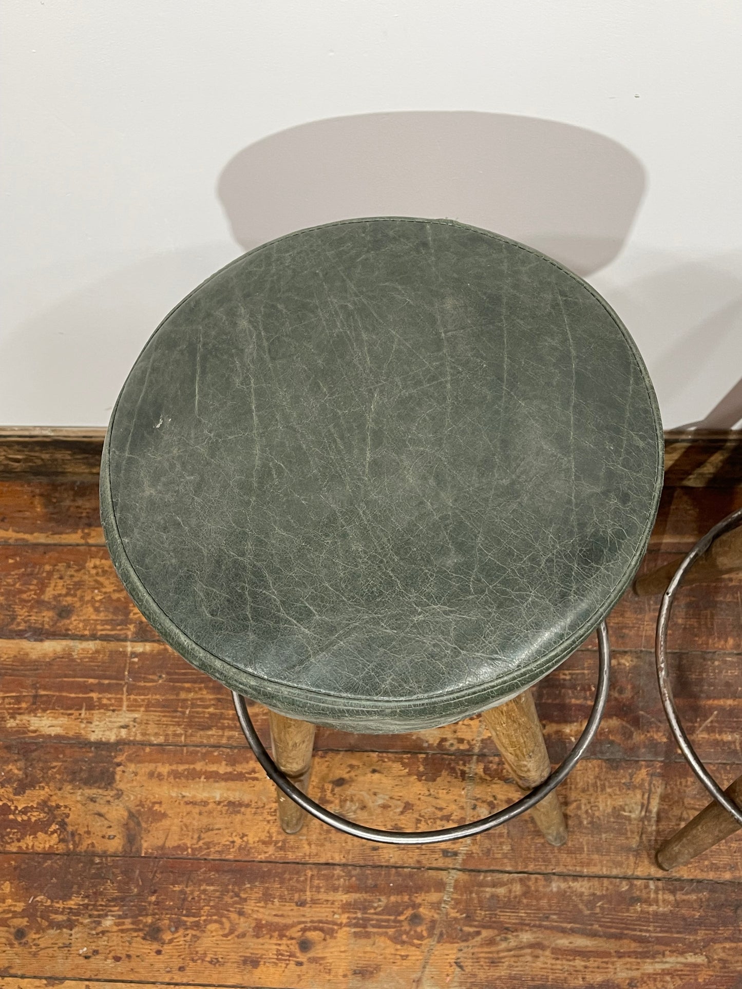 Set of 4 Real Leather Bar Stools – Green Leather & Wooden Legs