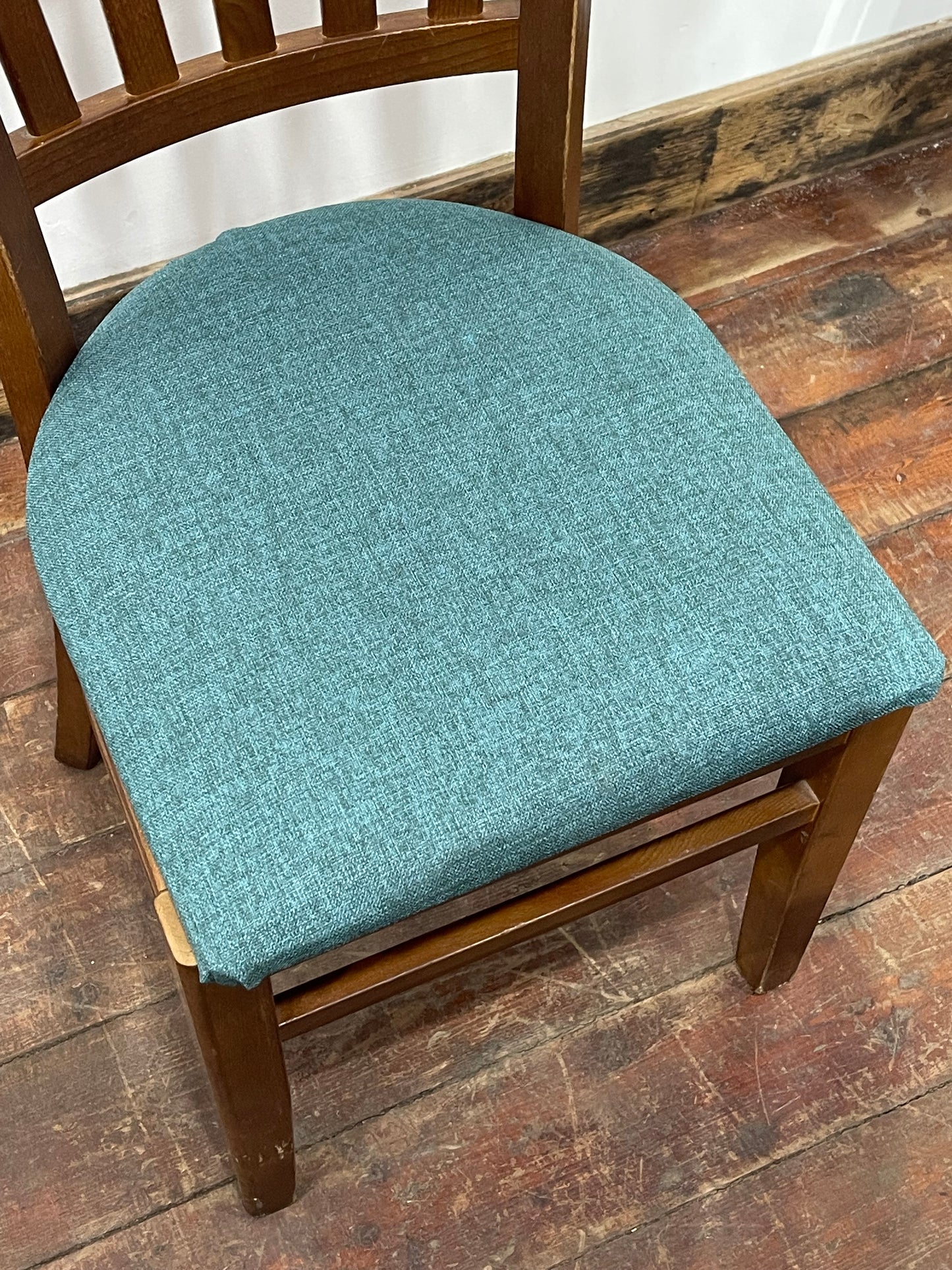 Set of 10 Traditional Wooden Dining Chairs – Brand New Seat Pads