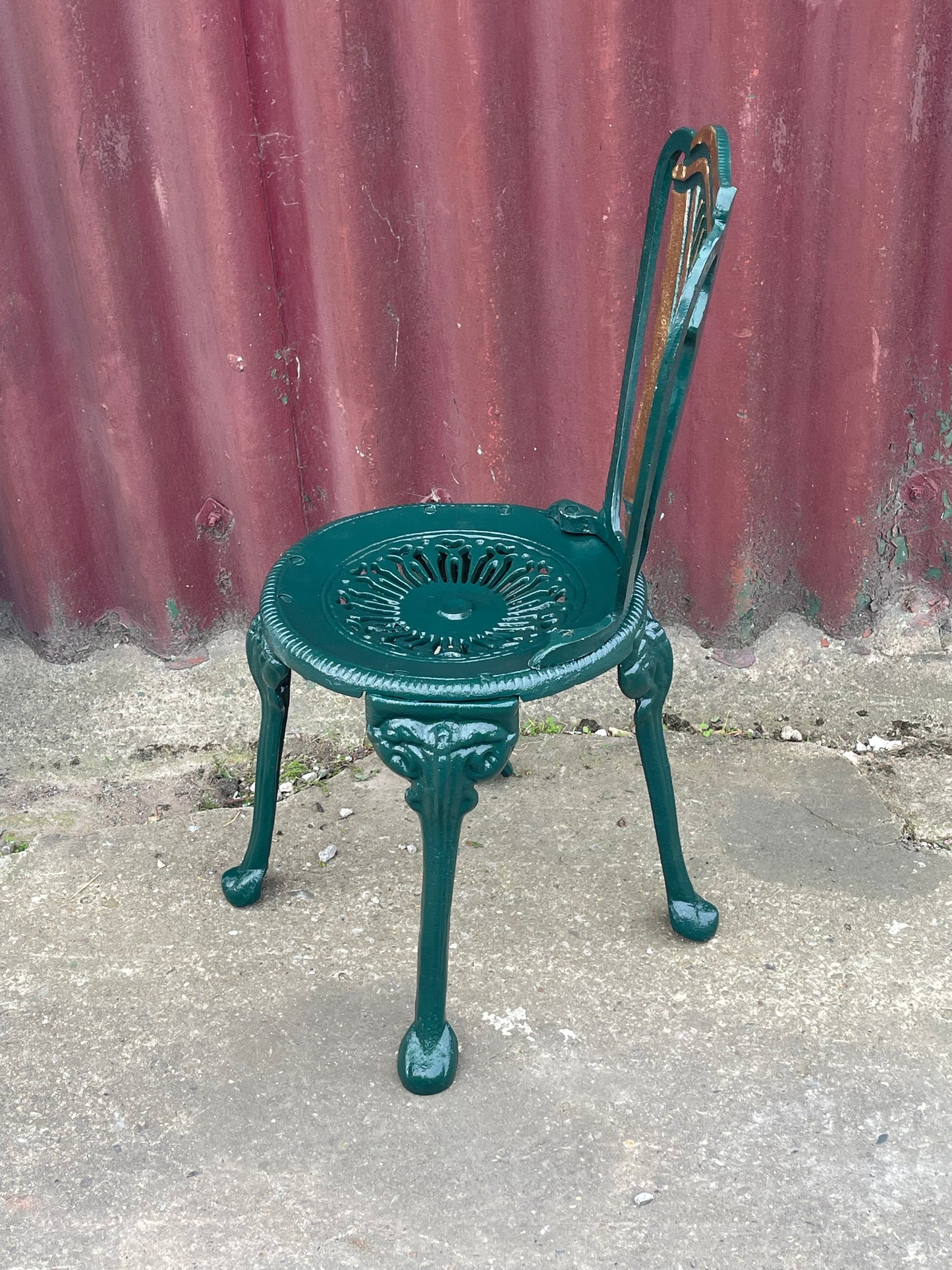Irish Harp Cast Iron Chair Celtic Style Ornate Metal Pub Chair