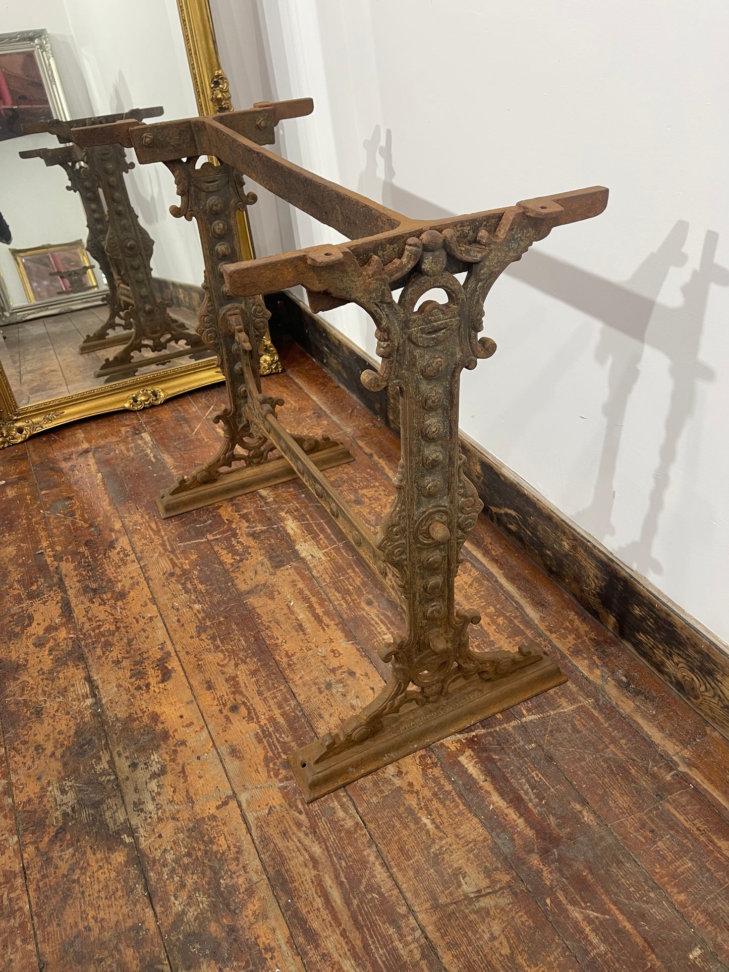 Antique Victorian Cobden Table - Ornate Cast Iron Base