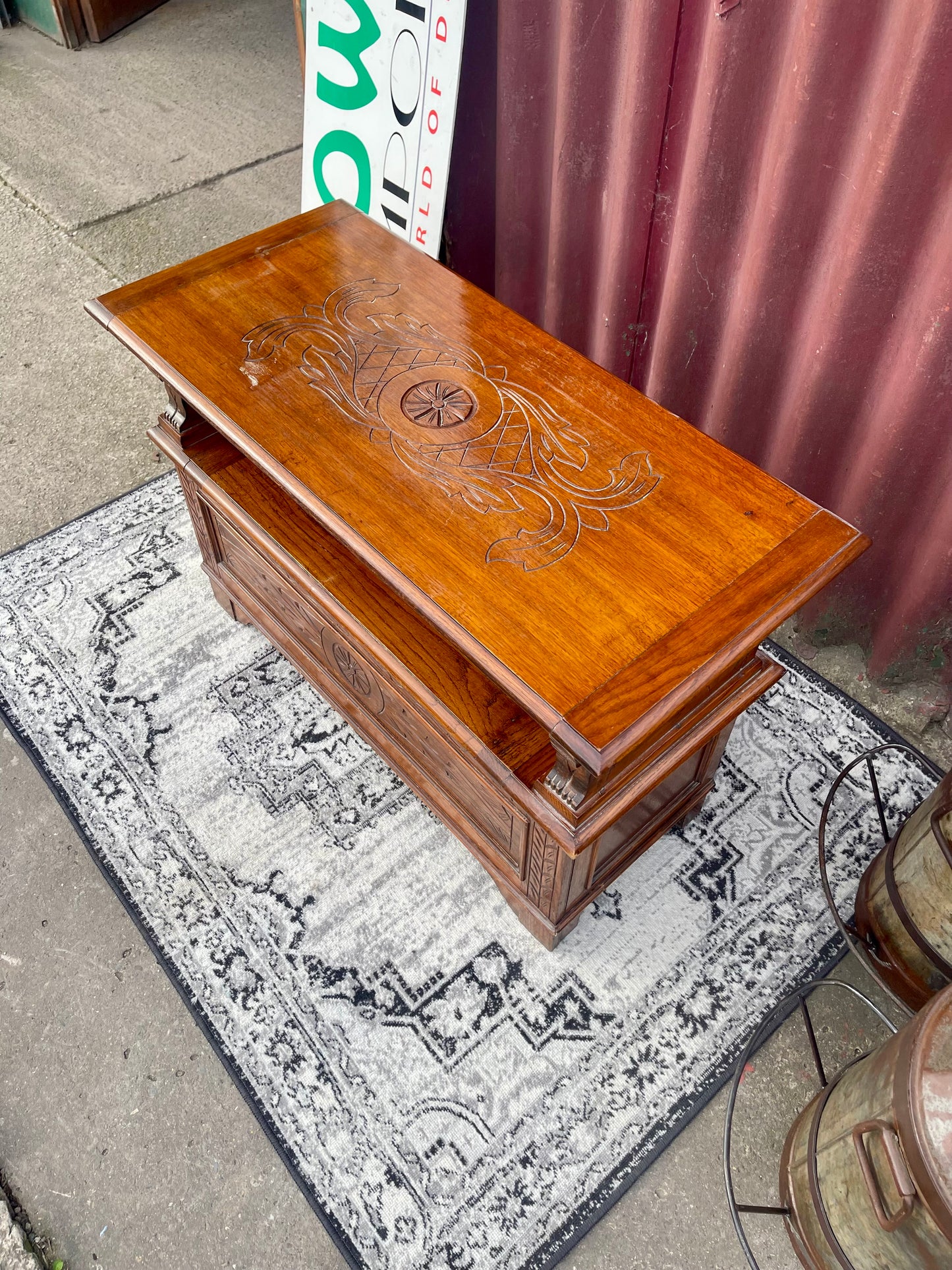 Genuine Antique Carved Oak Monk’s Bench Settle Storage Seat Hall Bench