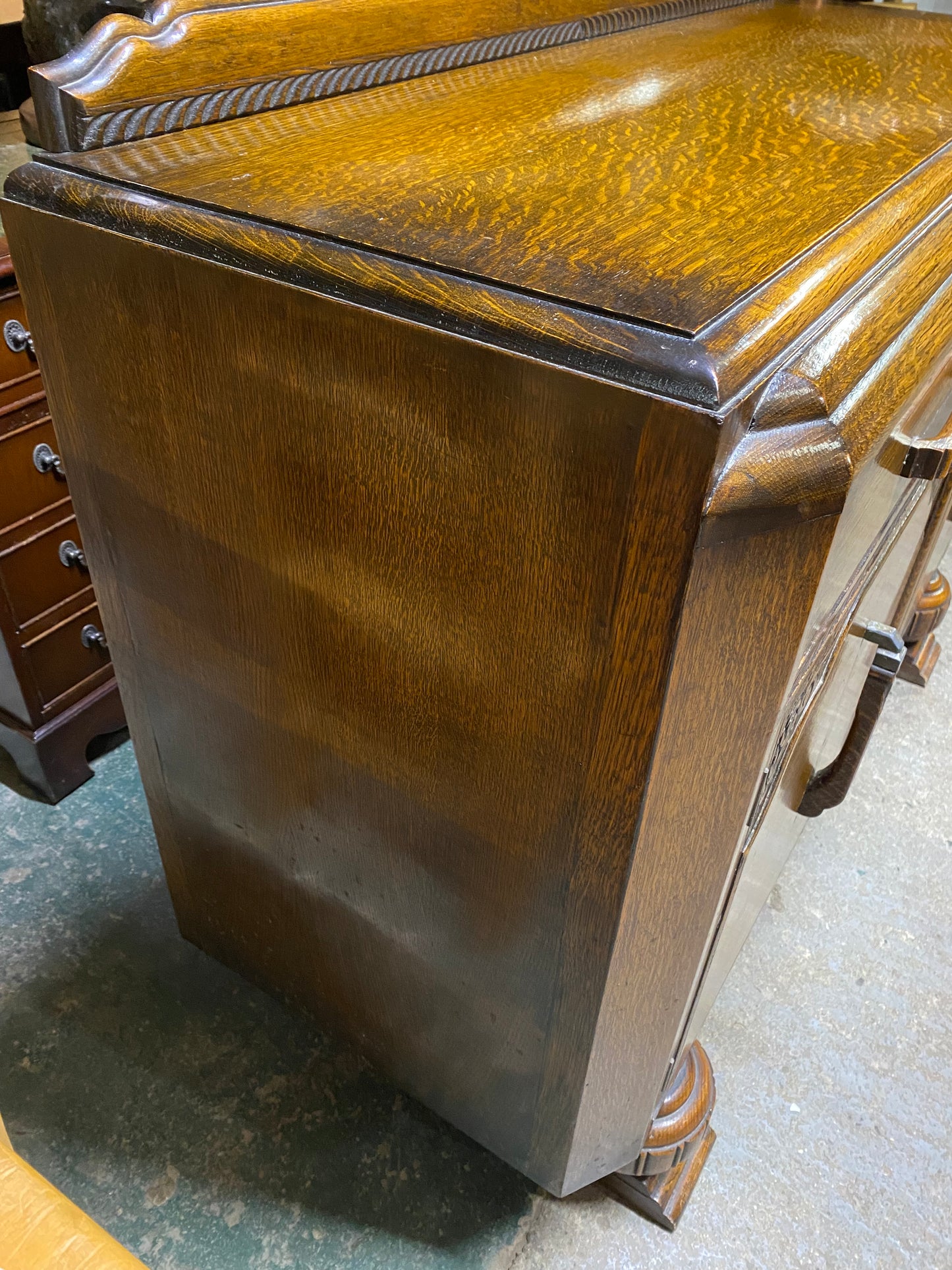 Antique oak carved sideboard drinks cabinet 1930s / 1940s
