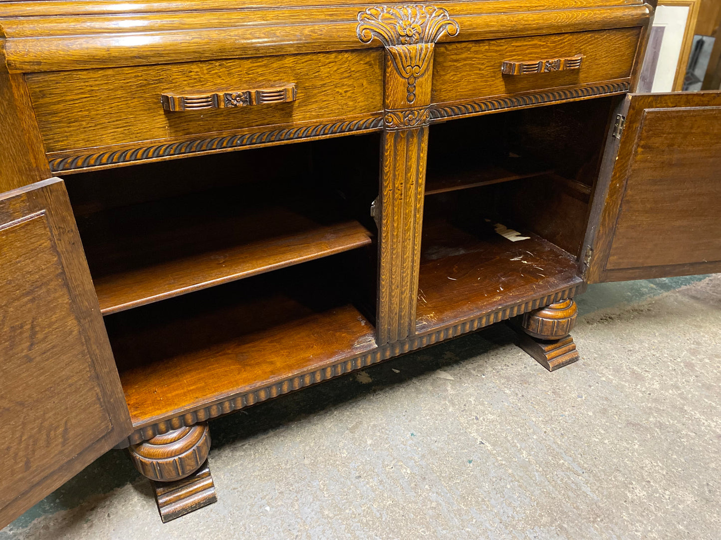 Antique oak carved sideboard drinks cabinet 1930s / 1940s