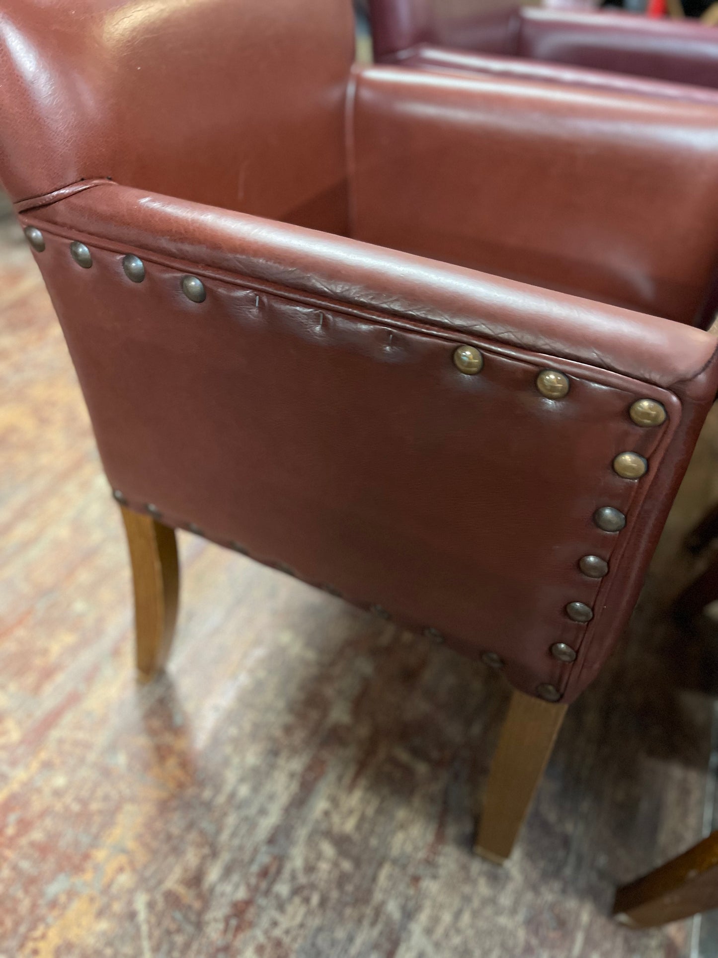 Set of 7 leather-effect tub chairs in two shades of red