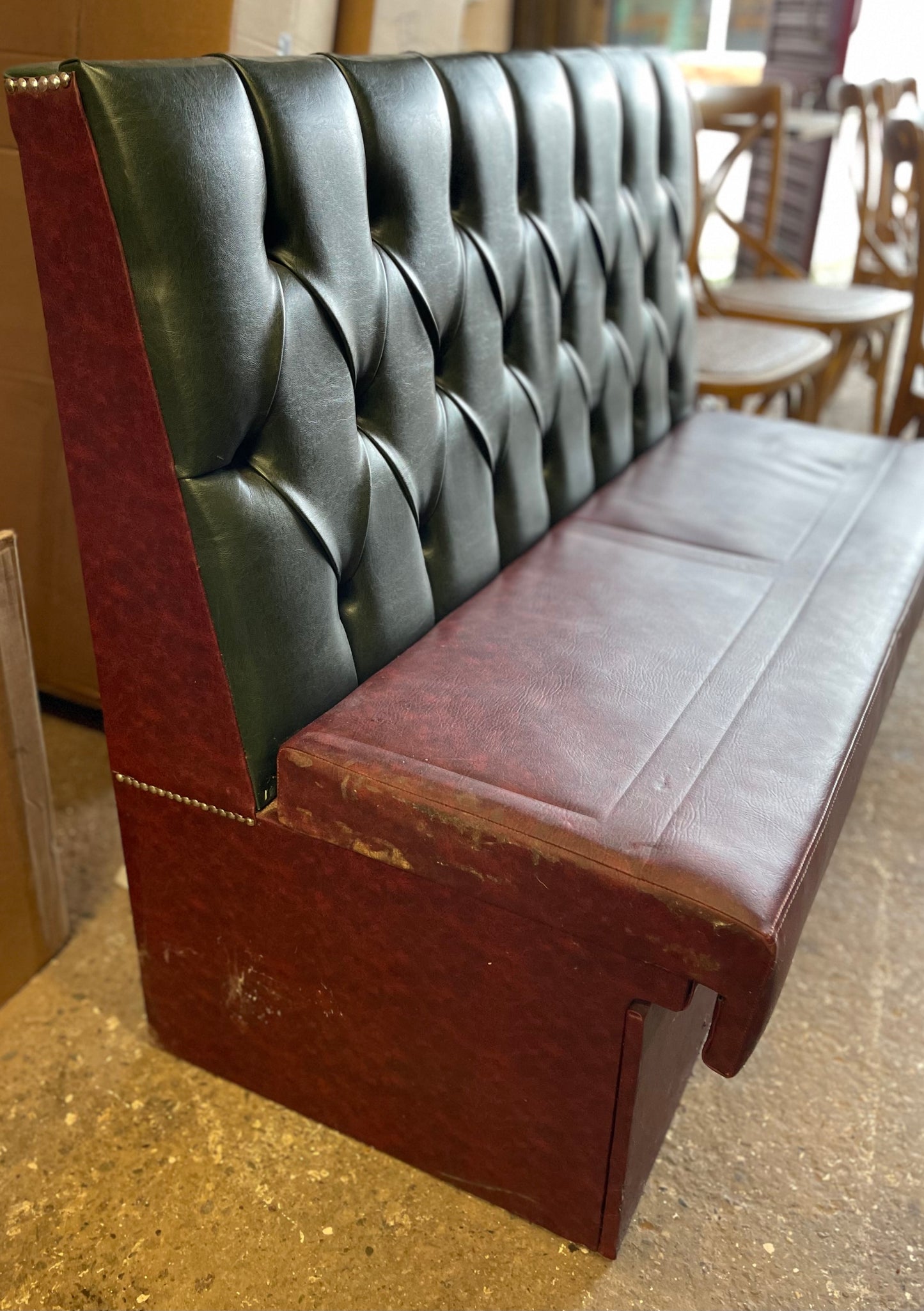 Single fixed seating pub bench in red green faux-leather