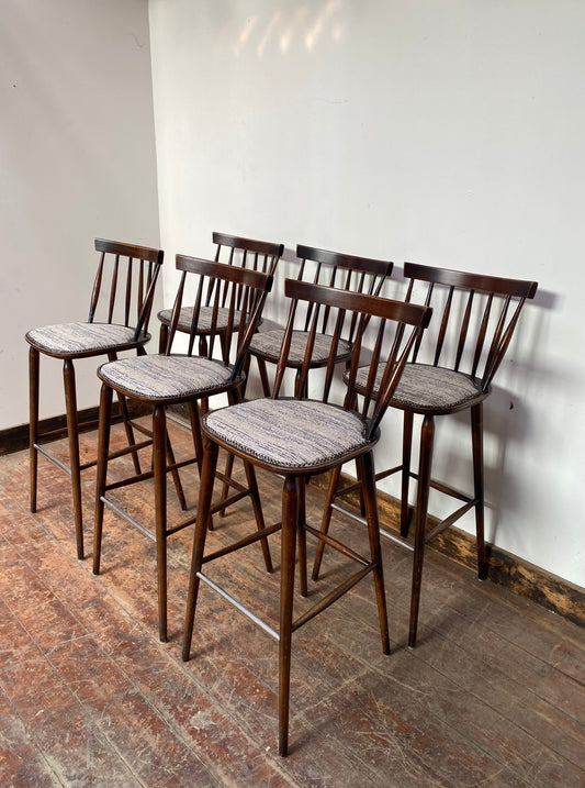 Set of 6 x retro style wooden bar stools