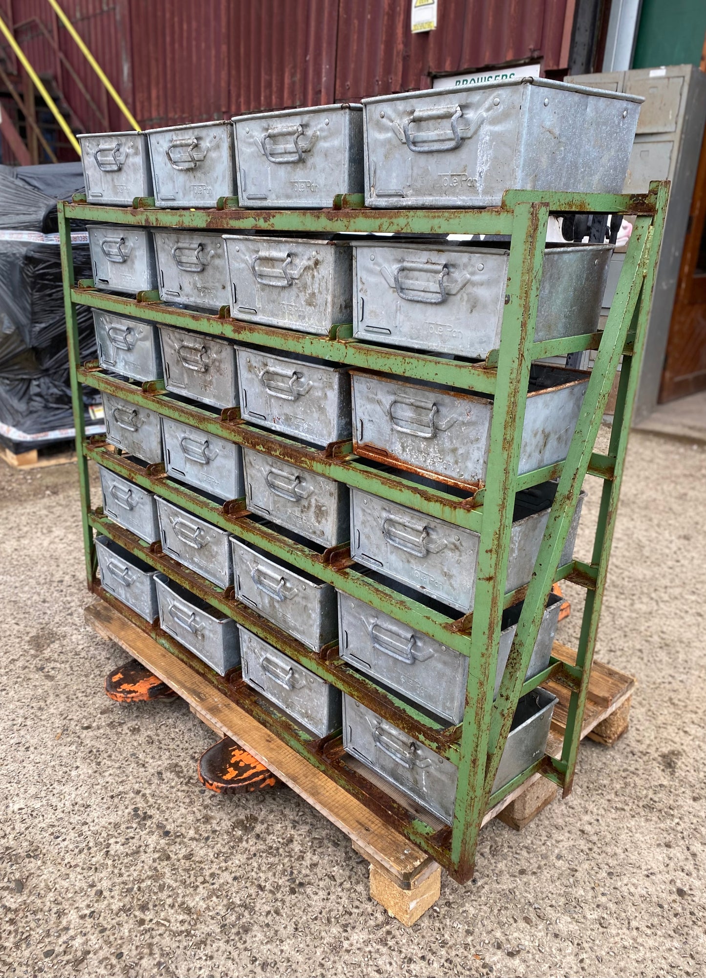 Industrial Totepan 6 tier storage unit for 24 pans