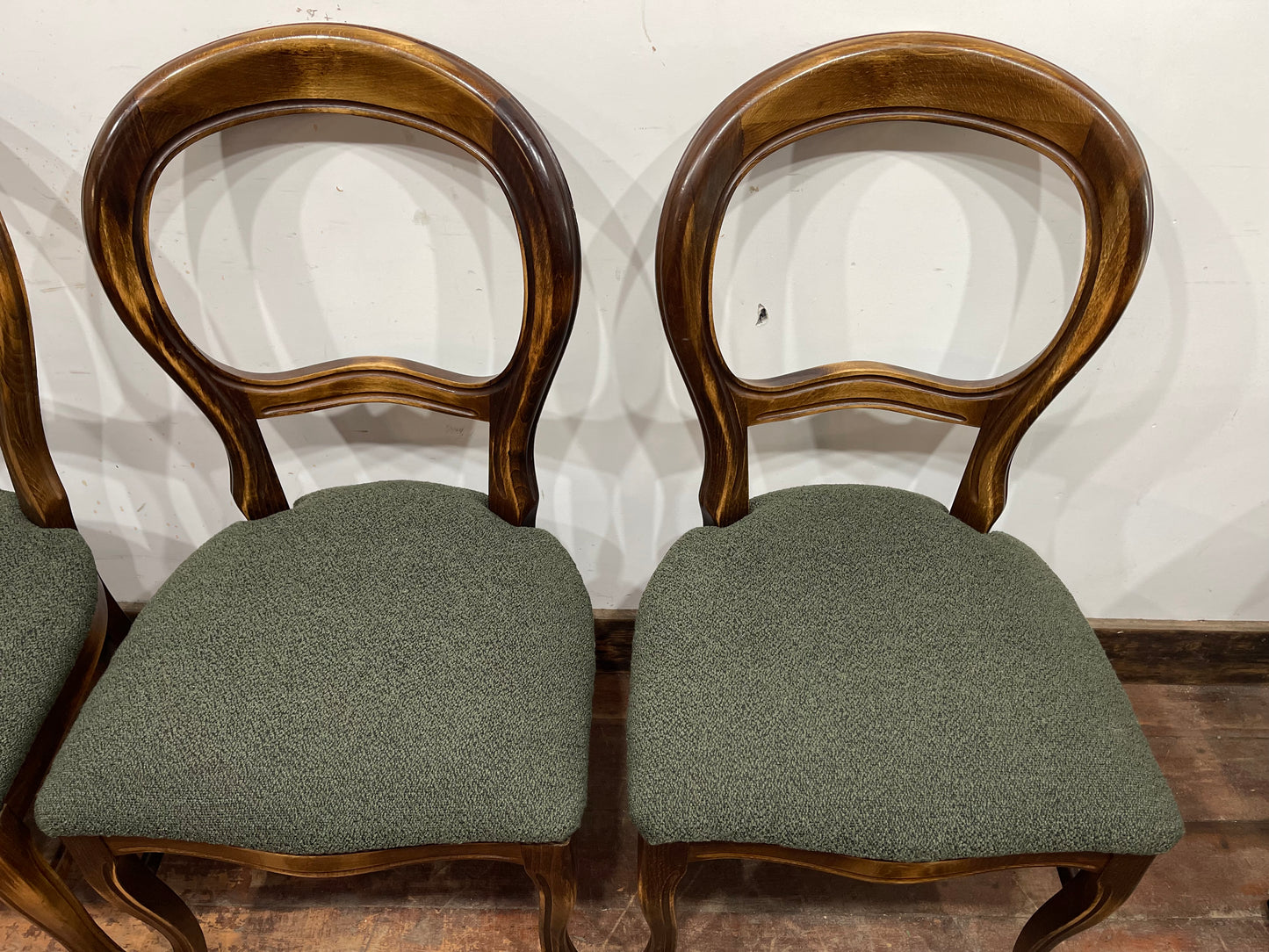 Set of 4 vintage style dining chairs with green fabric seats