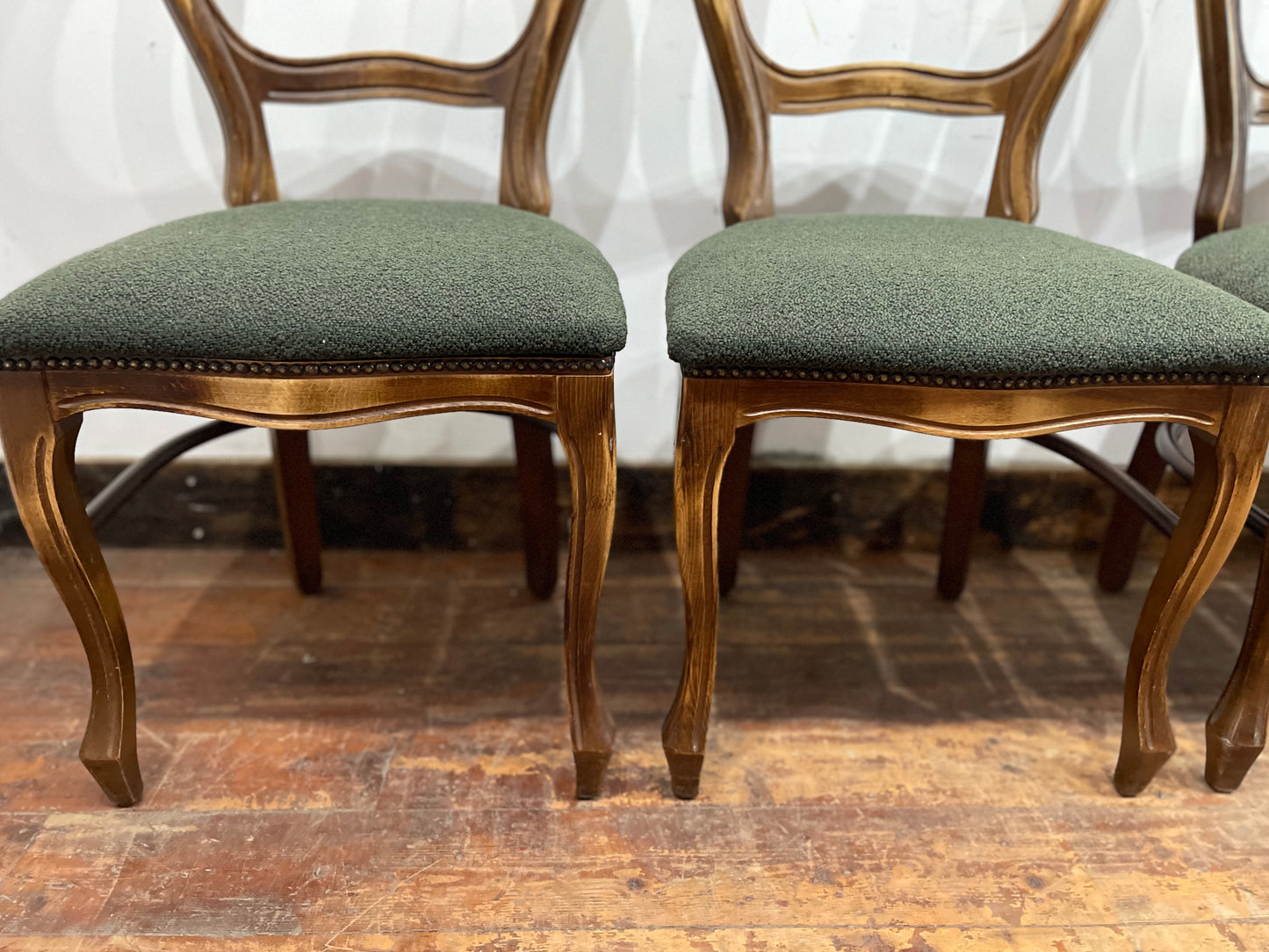 Set of 4 vintage style dining chairs with green fabric seats