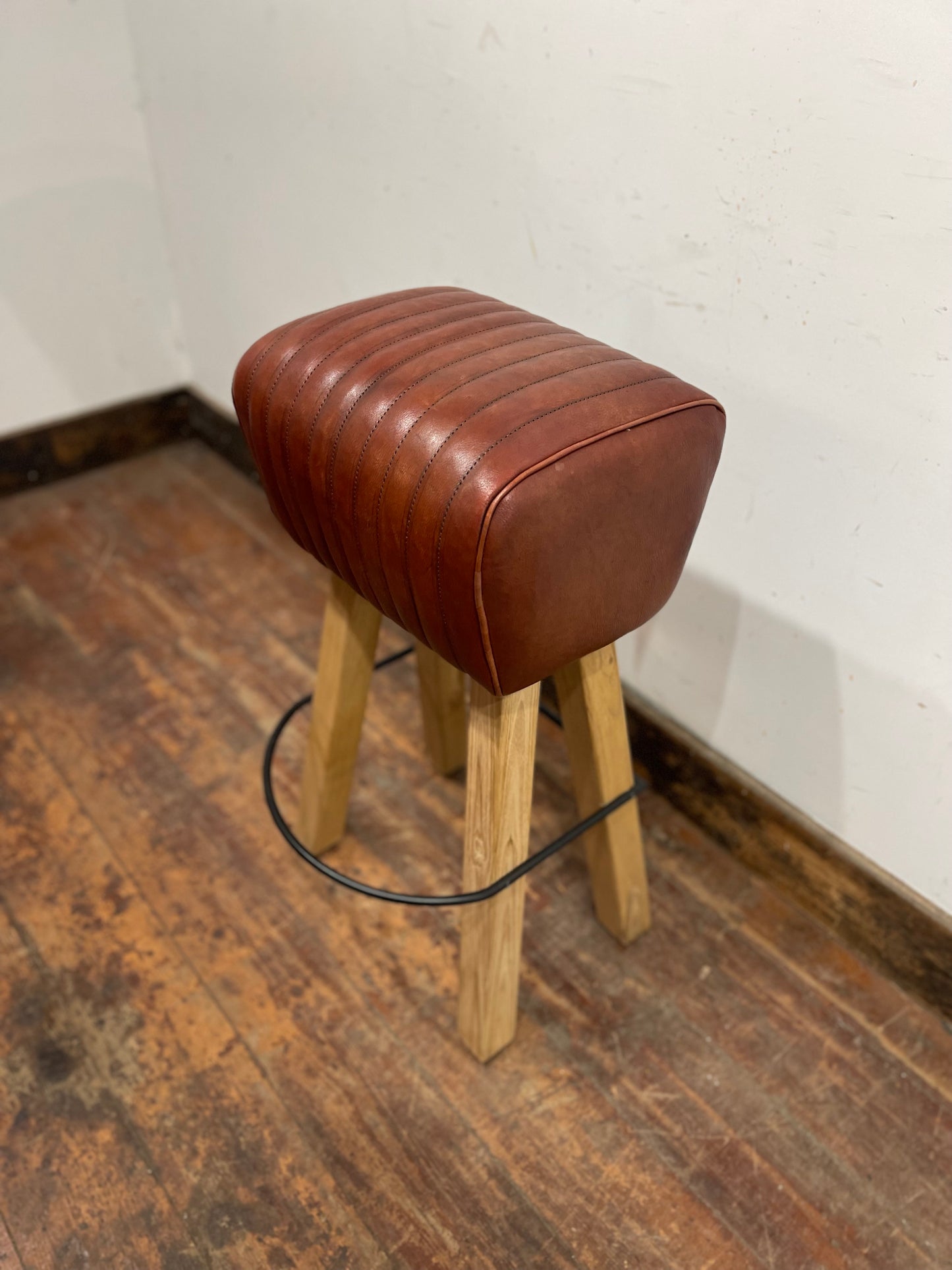 Pommel stool with dark tan / brown leather seat