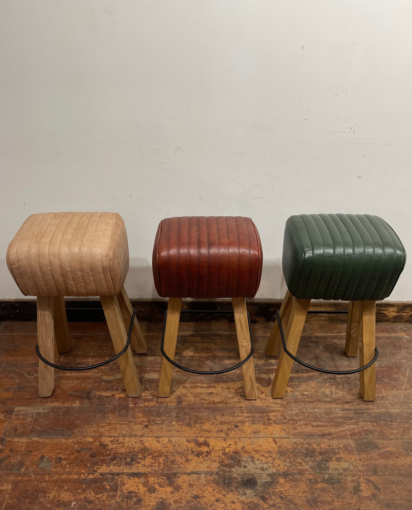 Pommel stool with dark tan / brown leather seat