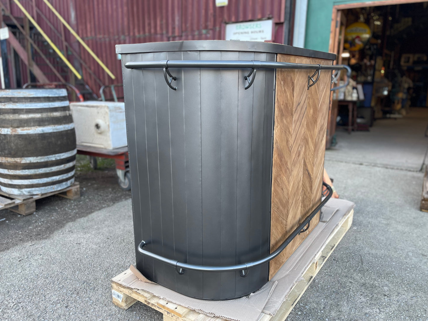 Industrial style bar unit