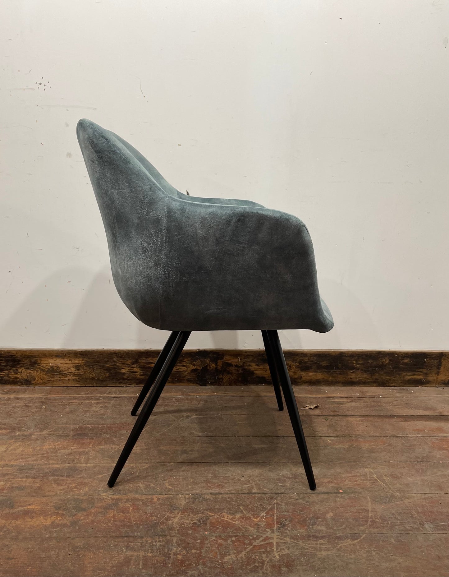 Light blue / teal 'vintage velvet' dining chair