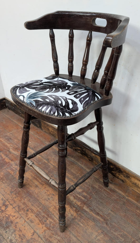 Single Bar Stool / Green - White Leaf Pattern Fabric Seat / Dark Wood Finish