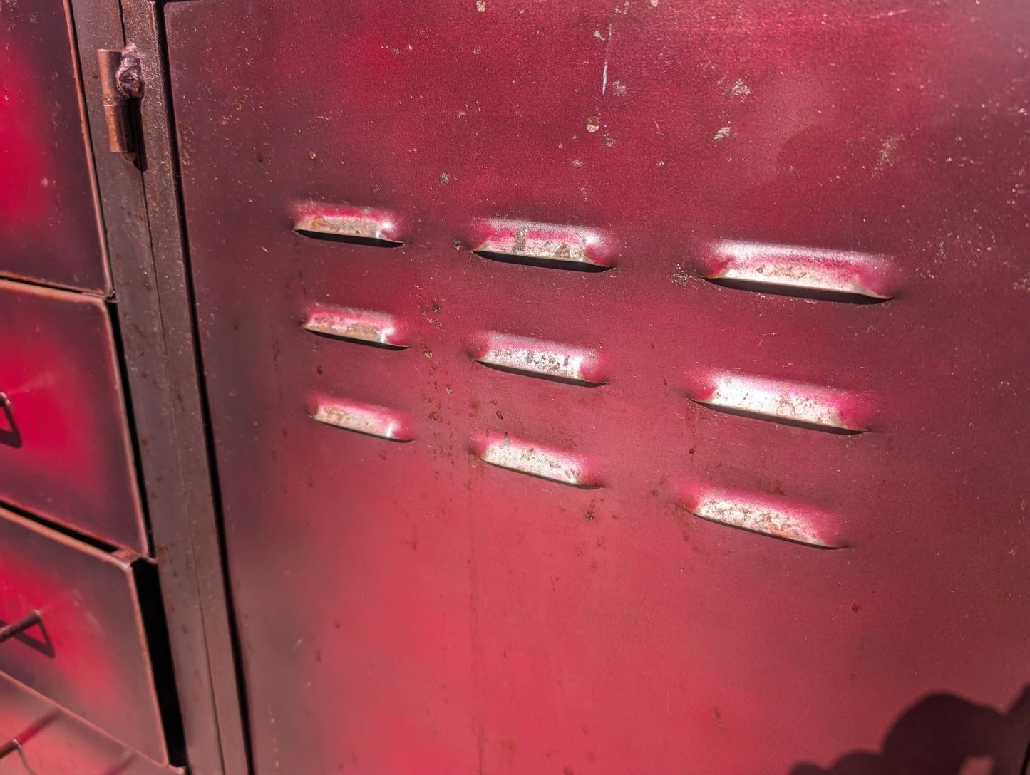 Red / Black Industrial Metal Storage Unit / Two Wheels