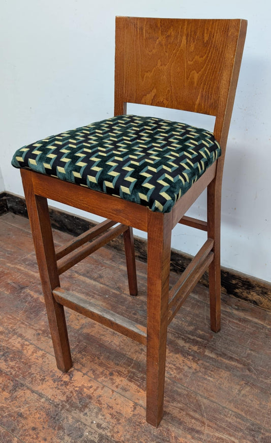 Single Bar Stool / Green Geometric Fabric Seat / Medium Wood Finish