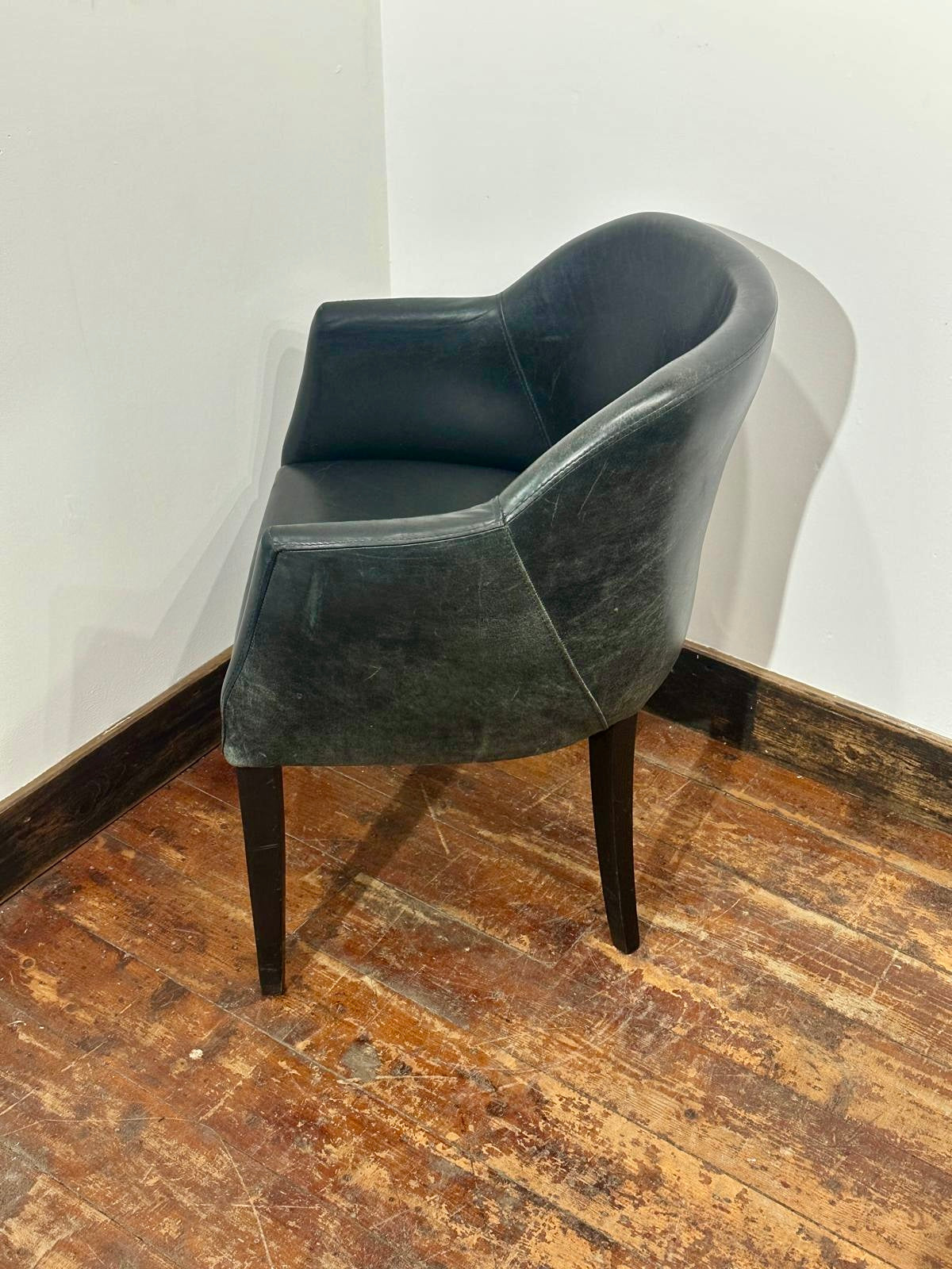 Set of 8 Black Leather Dining / Occasional Chairs Pub Restaurant Bar