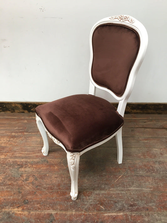 BROWN SPOONBACK ORNATE CHAIR (NEW) - Browsers Emporium