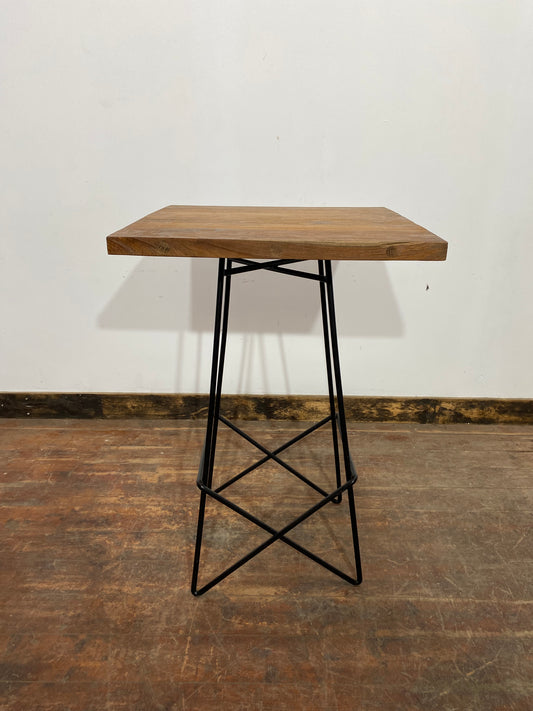 Bibisa poseur table